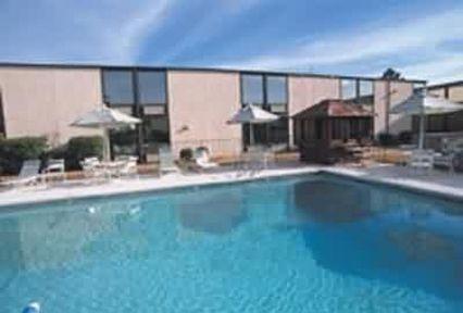 Whitten Hotel 3*
