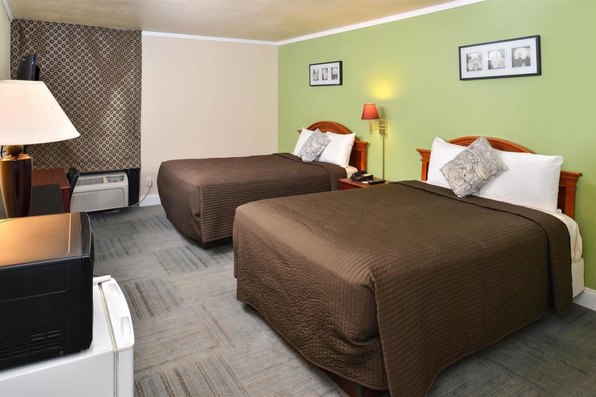 Hotel Whitten